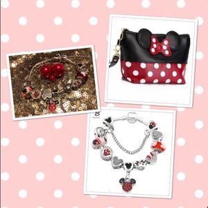 New! 💕Minnie Mouse Make up bag and 9.25 Toggle